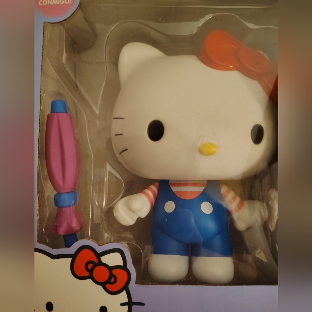 EXCLUSIVE - Hello Kitty Officially Licensed 8.7 Inch Collectible Vinyl Doll - Picture 7 of 10